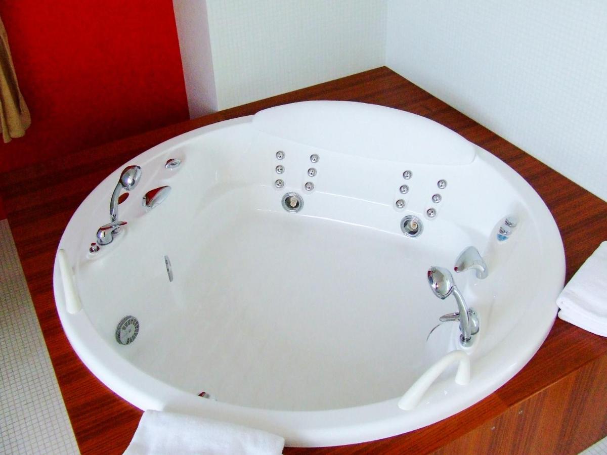 Montaldo Castle & Resort Montaldo Torinese Экстерьер фото