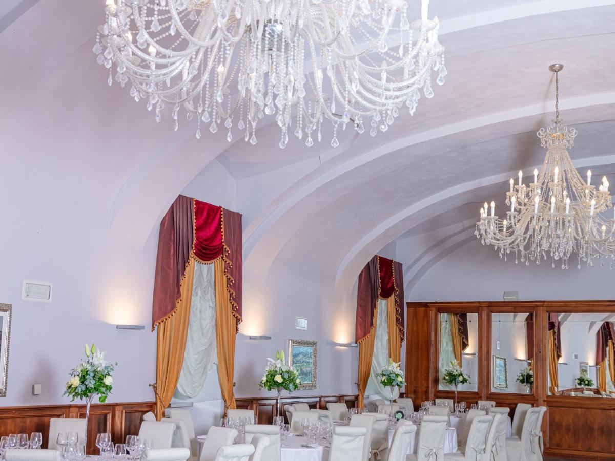 Montaldo Castle & Resort Montaldo Torinese Экстерьер фото