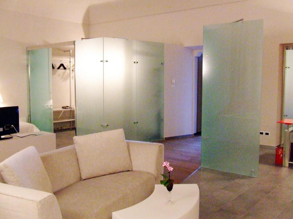 Montaldo Castle & Resort Montaldo Torinese Экстерьер фото