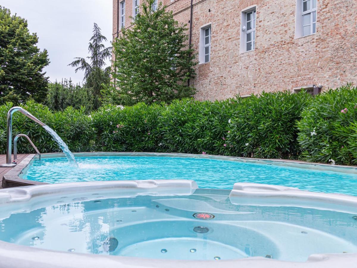 Montaldo Castle & Resort Montaldo Torinese Экстерьер фото